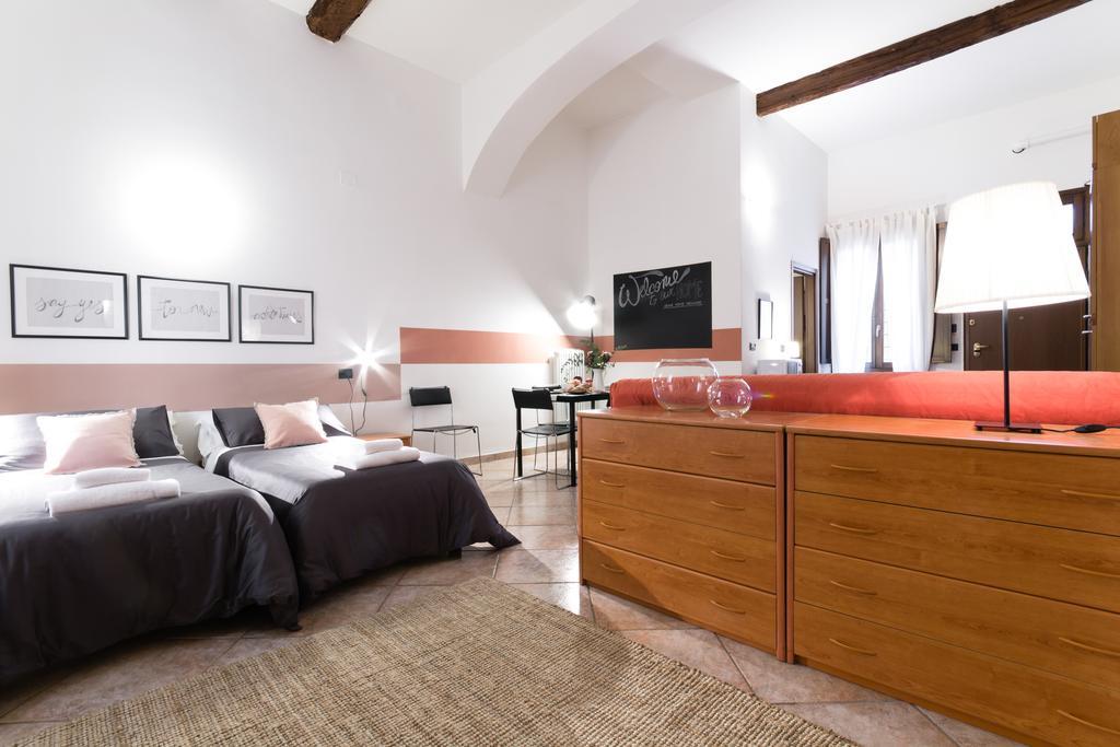 Senzanome - Old Town - Bologna Apartman Kültér fotó